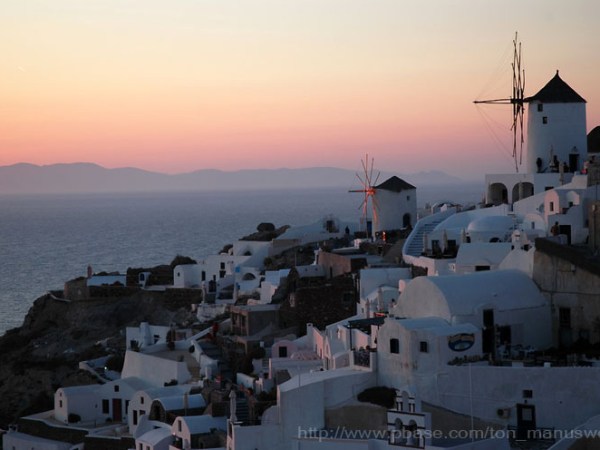 กรี๊ดดดดด…. กรีซ